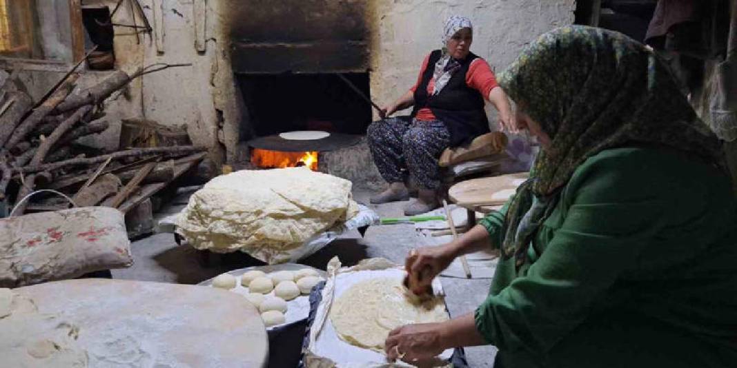 “Bu lezzetleri satmalısın” diyenleri dinledi işe koyuldu! Sattıkça talep artıyor: Çevresindeki kadınlara da istihdam sağlıyor 6